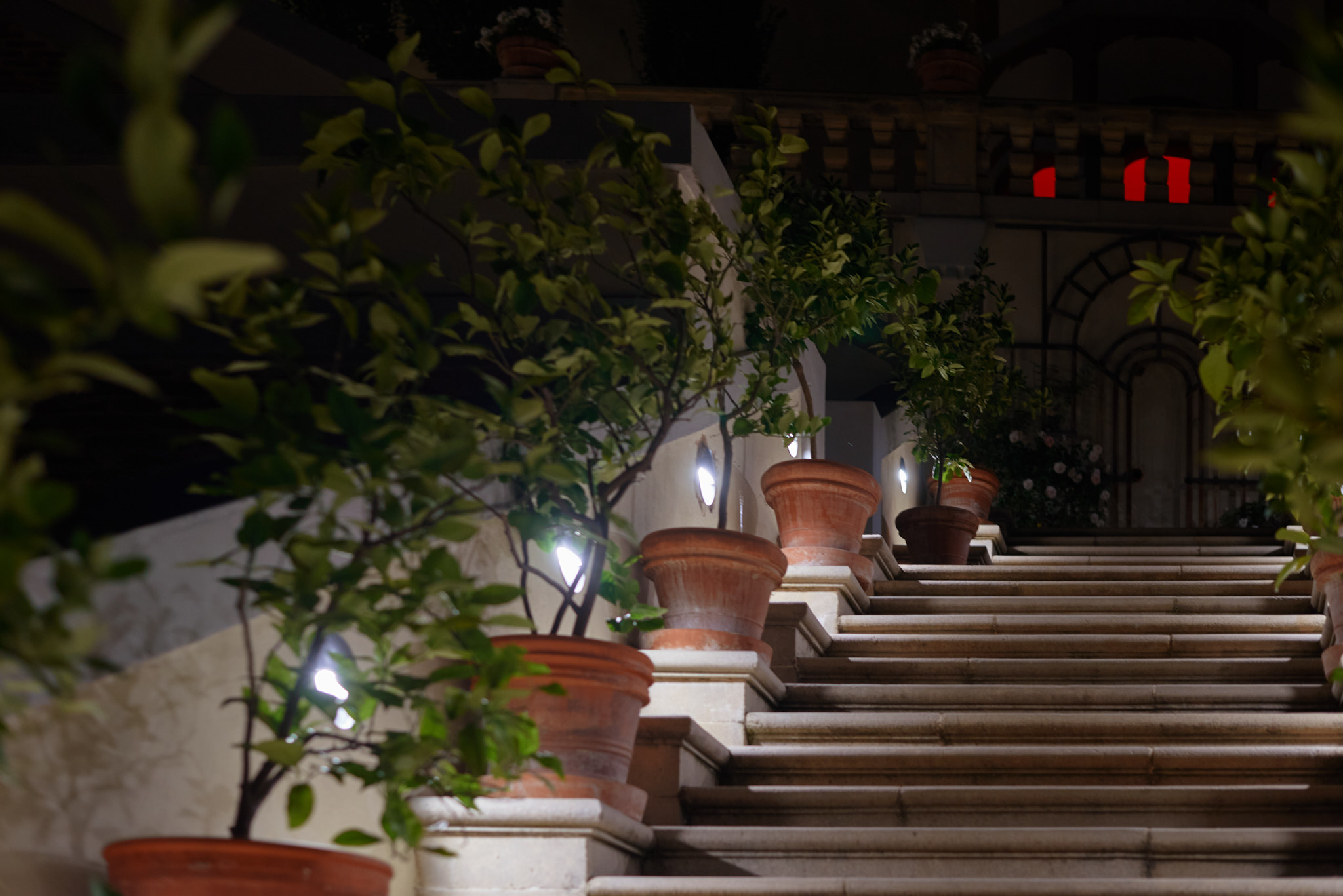 Osvětlení schodů Pálffyovské zahrady